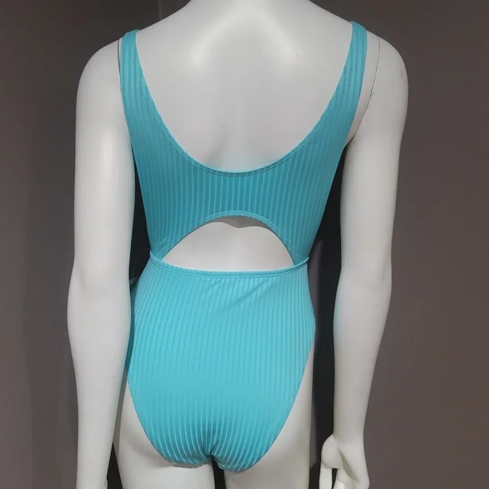 BCBGENERATION Ribbed Cutout One-Piece Swimsuit - Picture 4 of 7